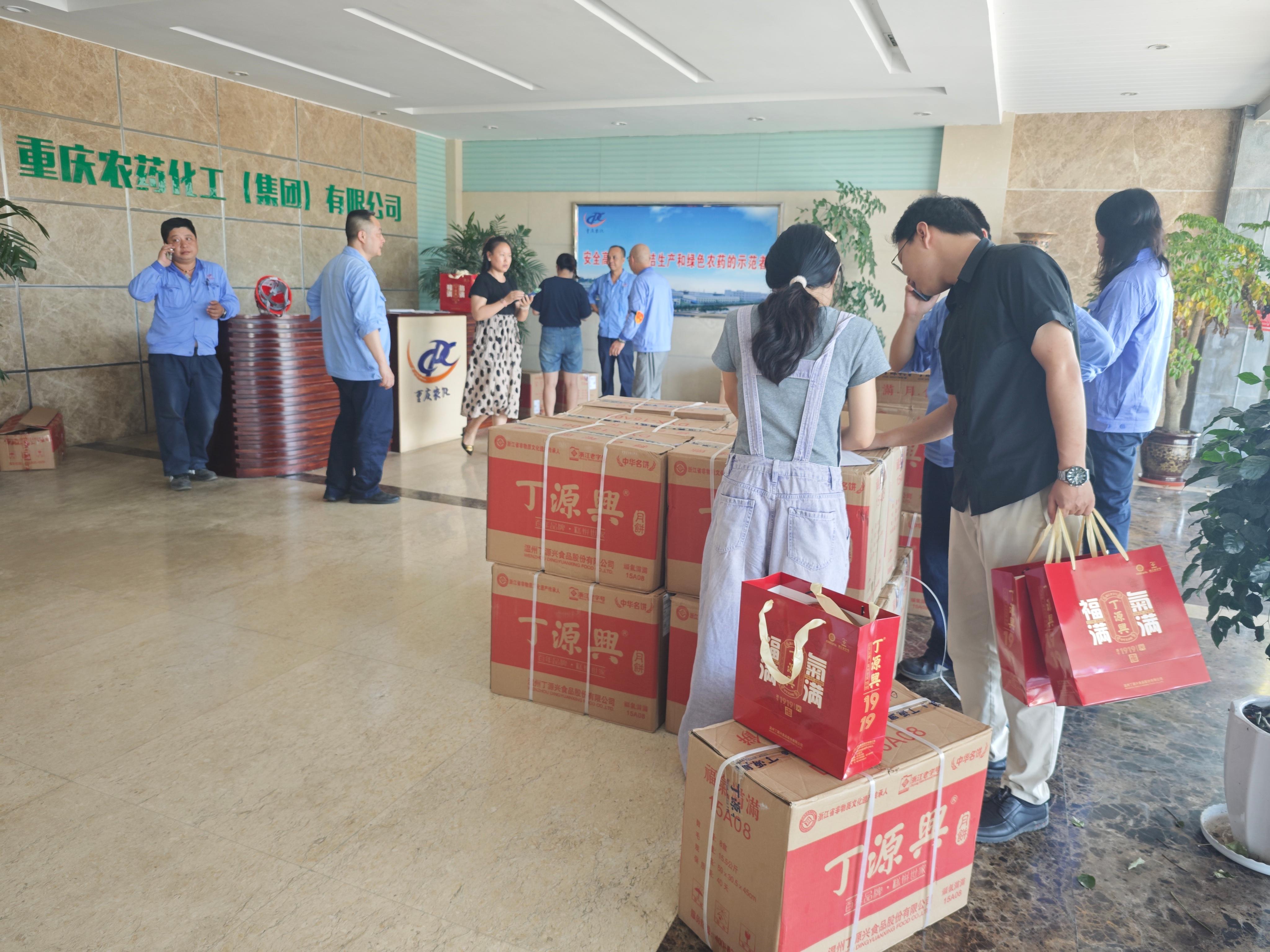 deb5dc57f57571741551f1baa088c81.jpg deb5dc57f57571741551f1baa088c81.jpg