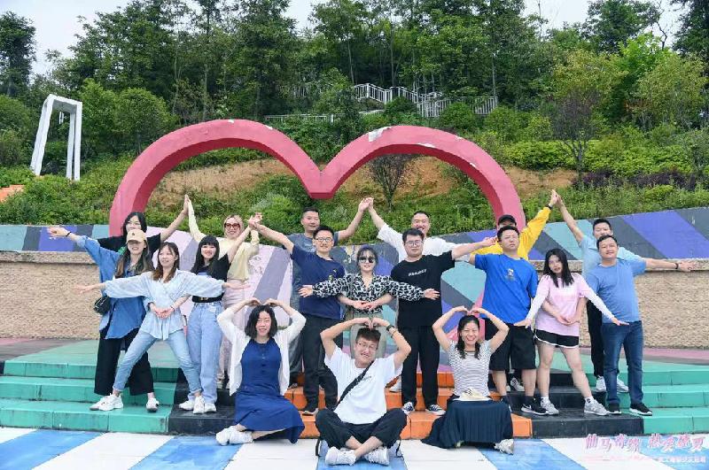 图片5_副本.png 图片5_副本.png