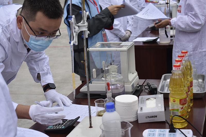 图片3.jpg 图片3.jpg