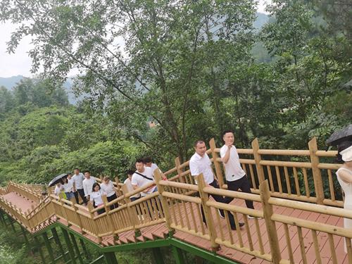 图片1_副本.png 图片1_副本.png