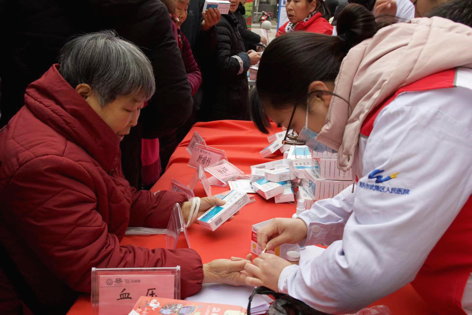 IMG_8482(1).jpg IMG_8482(1).jpg