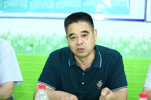 市总调研4.JPG 市总调研4.JPG