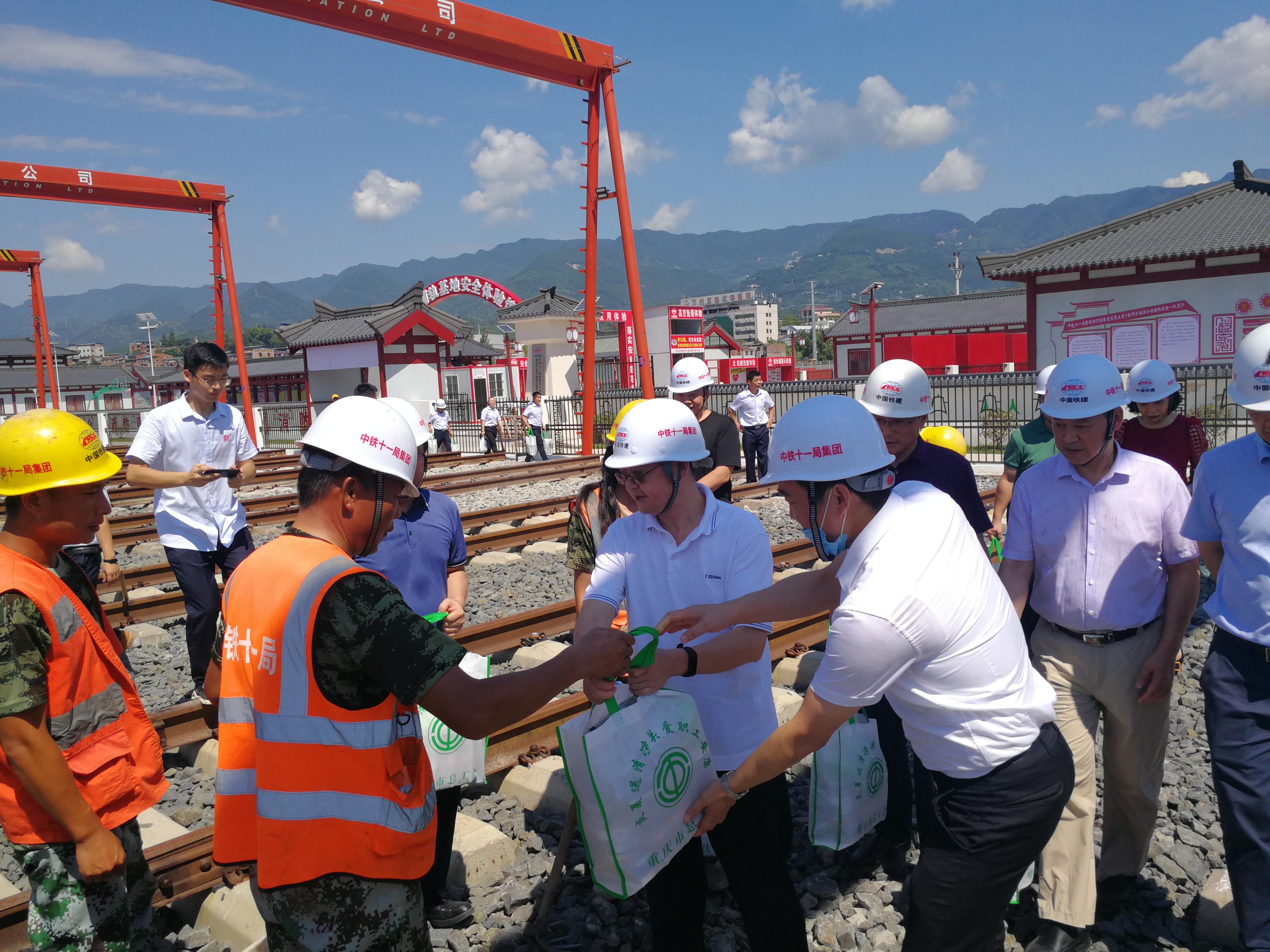 bce570ebe6e977f3d69e87b2207ba79.jpg bce570ebe6e977f3d69e87b2207ba79.jpg