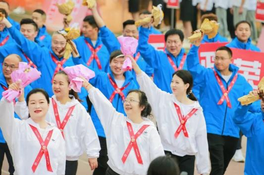 校友.png 校友.png