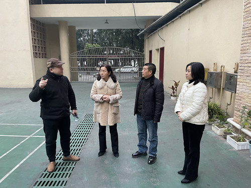 工会节前检查安全1.jpg 工会节前检查安全1.jpg