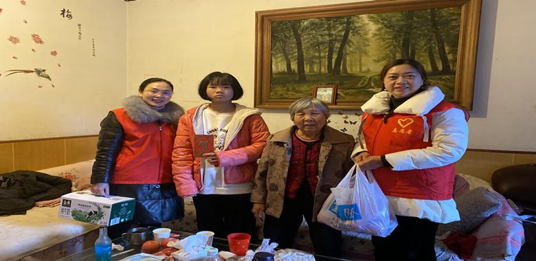 文龙 孤儿_副本.jpg 文龙 孤儿_副本.jpg