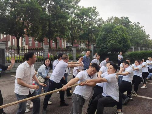 拔河3.jpg 拔河3.jpg