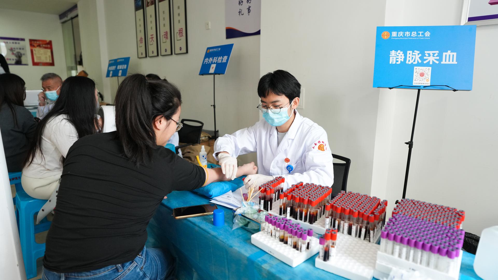 e94ee7b5796c102a1ae5aa5448c32582