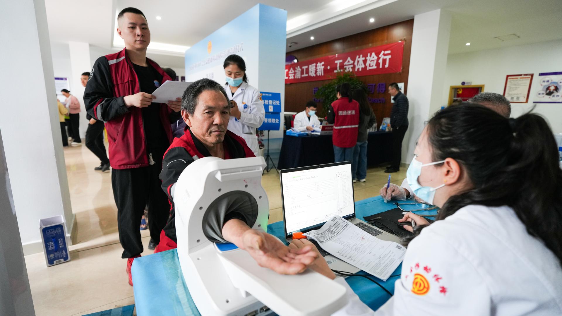 f476510100614643183191b1228cb811