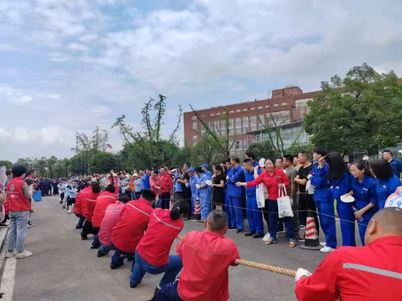 经开区拔河比赛3.jpg