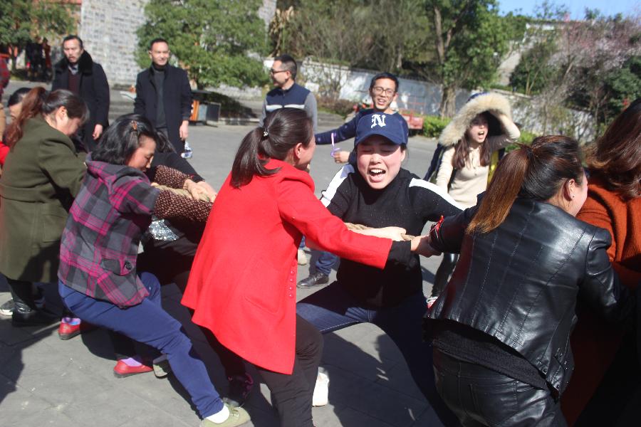 12拔河比赛 (4).JPG
