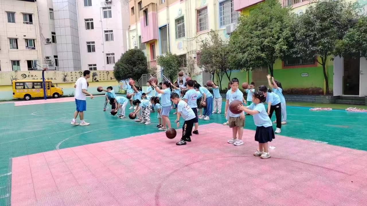 4 篮球课.jpg