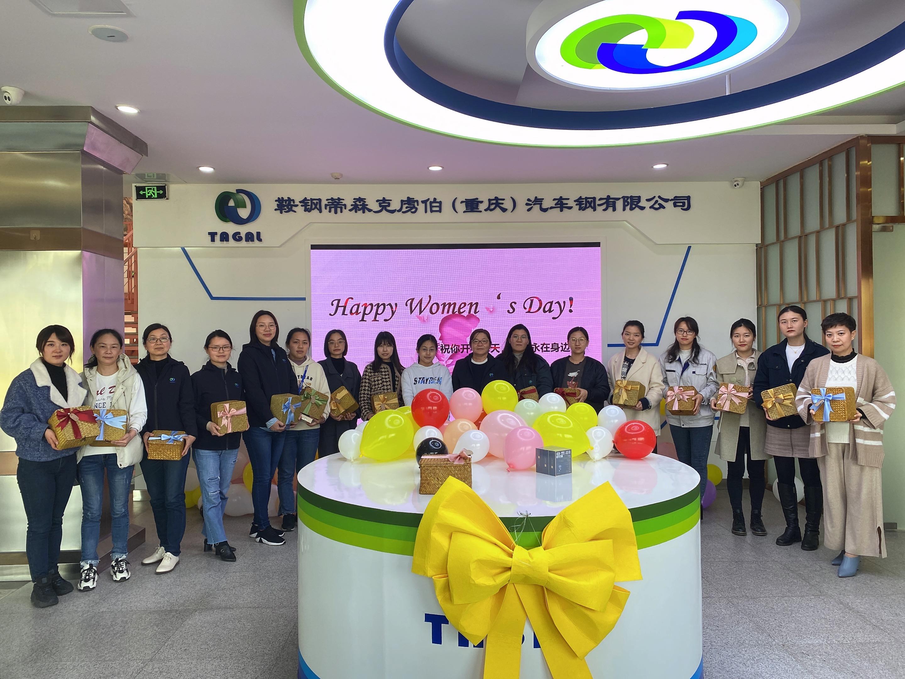 鞍钢蒂森克虏伯开展女职工知识竞赛.jpg