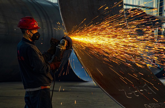 青春在这里闪光（优秀奖） 唐洪辉.jpg