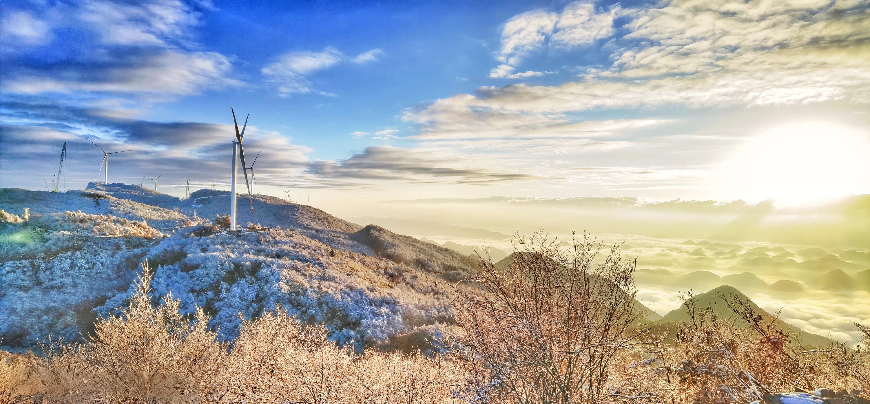 2.风电场（供图：华能重庆清洁能源分公司 毛凯旋）.png