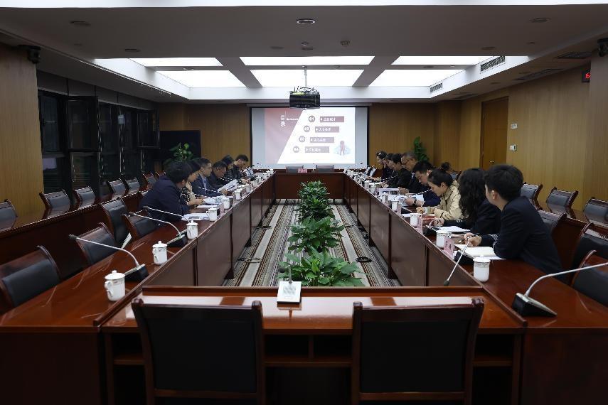 市总工会调研轨道集团职工生活品质提升3.jpg