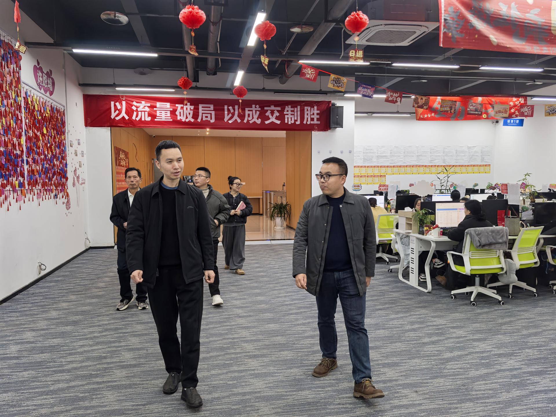 _cgi-bin_mmwebwx-bin_webwxgetmsgimg__&MsgID=2180910316873730591&skey=@crypt_3c2ec636_3acffb8c5bea90b5d3e98c2b040b1b9f&mmweb_appid=wx_webfilehelper